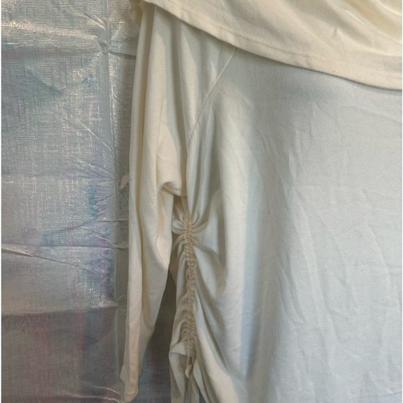 NWT Lane Bryant Draped Neck Off Shoulder Sweater. Cream/Off White. Size 26/28 - Picture 3 of 11